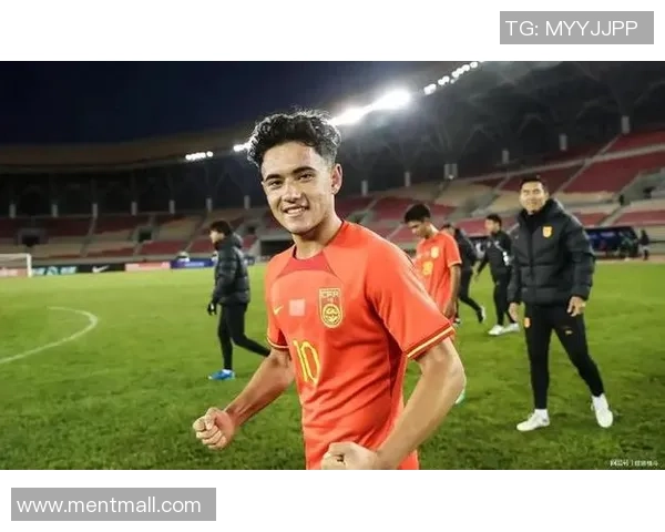 新疆U17足球队挑战德国青年队展现青春风采与竞技精神